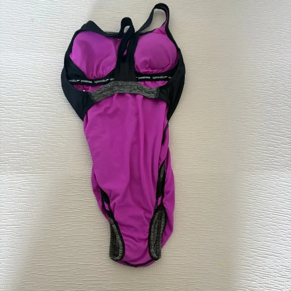 Speedo one piece endurance swimsuit size 6 gray pink racerback performance
